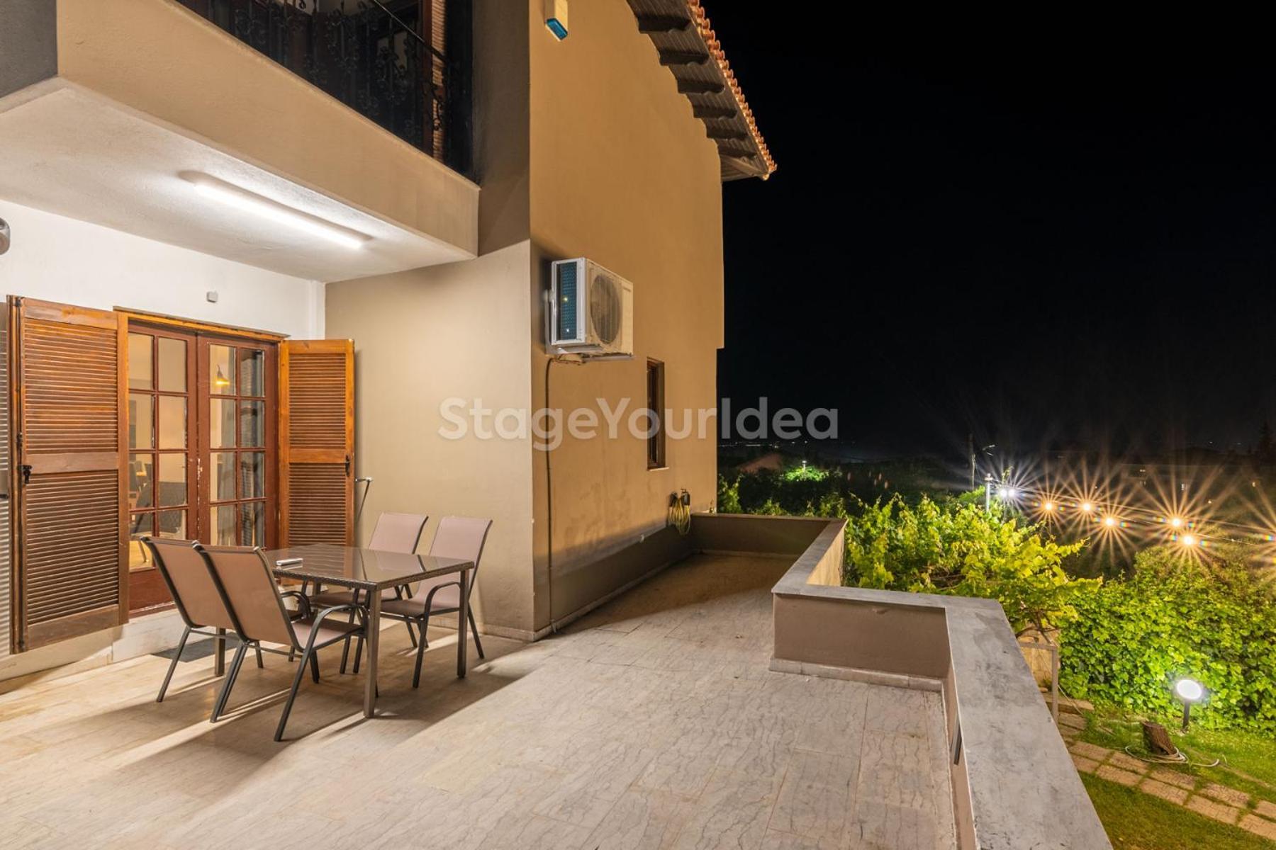 Τraditional Fully Detached Villa On A Luxurious Hillock Of Thessaloniki With Its Own Garden Also For Family & Wedding Gatherings For 10 To 25 People Only 15 Minutes From Airport Kültér fotó