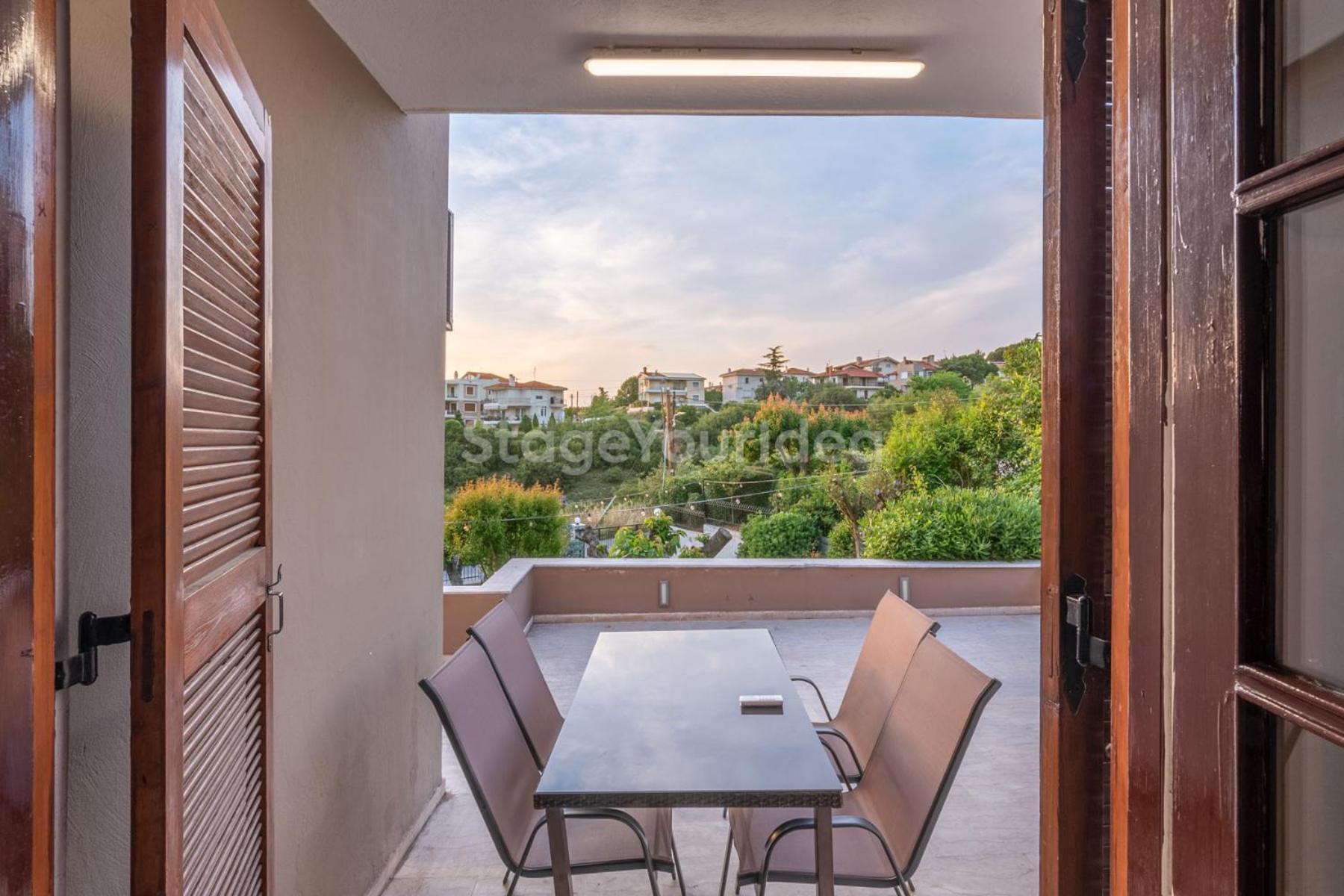 Τraditional Fully Detached Villa On A Luxurious Hillock Of Thessaloniki With Its Own Garden Also For Family & Wedding Gatherings For 10 To 25 People Only 15 Minutes From Airport Kültér fotó